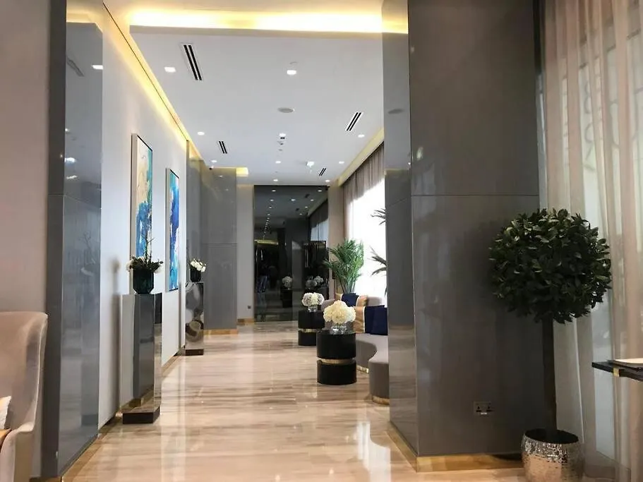 Апартаменты Chic Studio Prime Location Dubai - Ezytrac Vacation Homes
