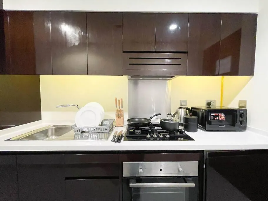 Chic Studio Prime Location Dubai - Ezytrac Vacation Homes